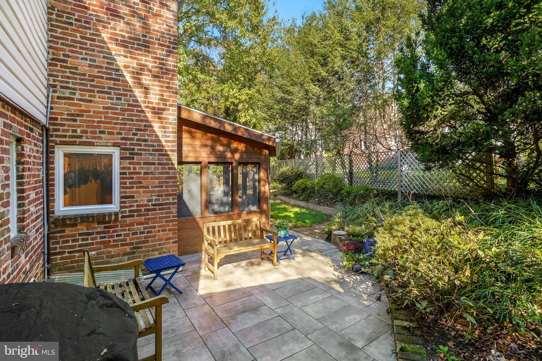 2907 FORSYTHE AVENUE