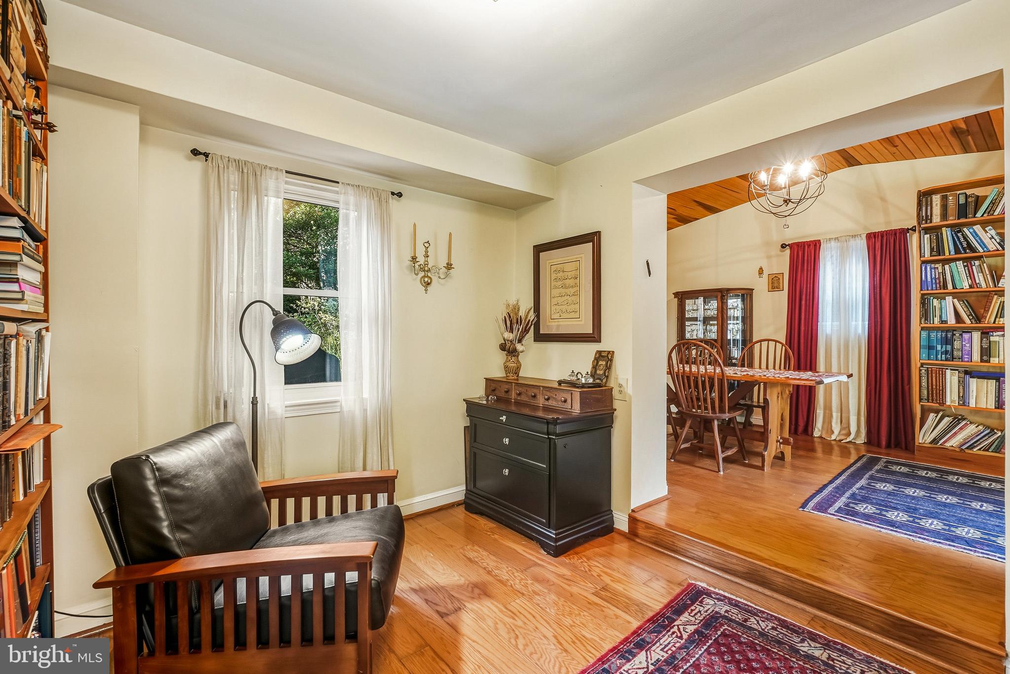 2907 FORSYTHE AVENUE