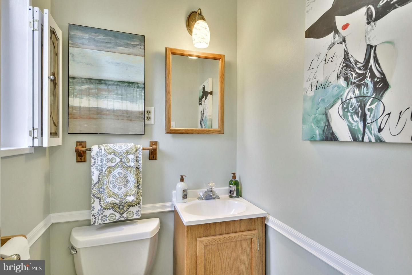 2547 HOLMAN AVENUE 2572