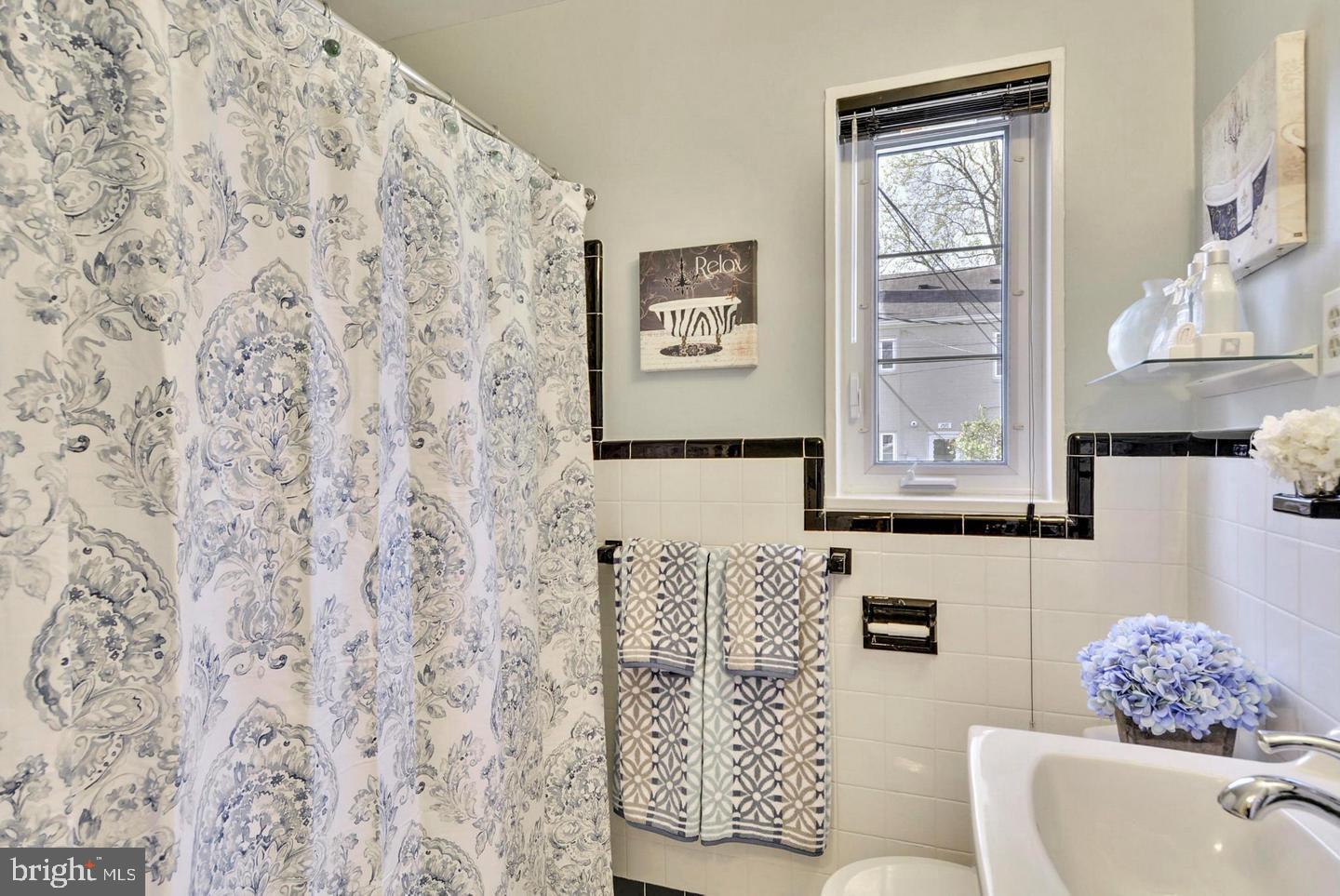 2547 HOLMAN AVENUE 2572