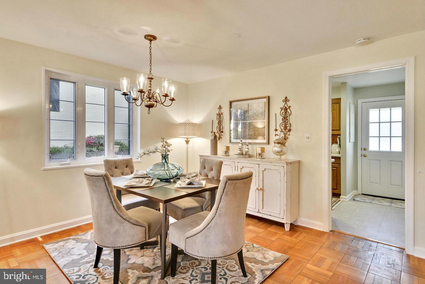 2547 HOLMAN AVENUE 2572