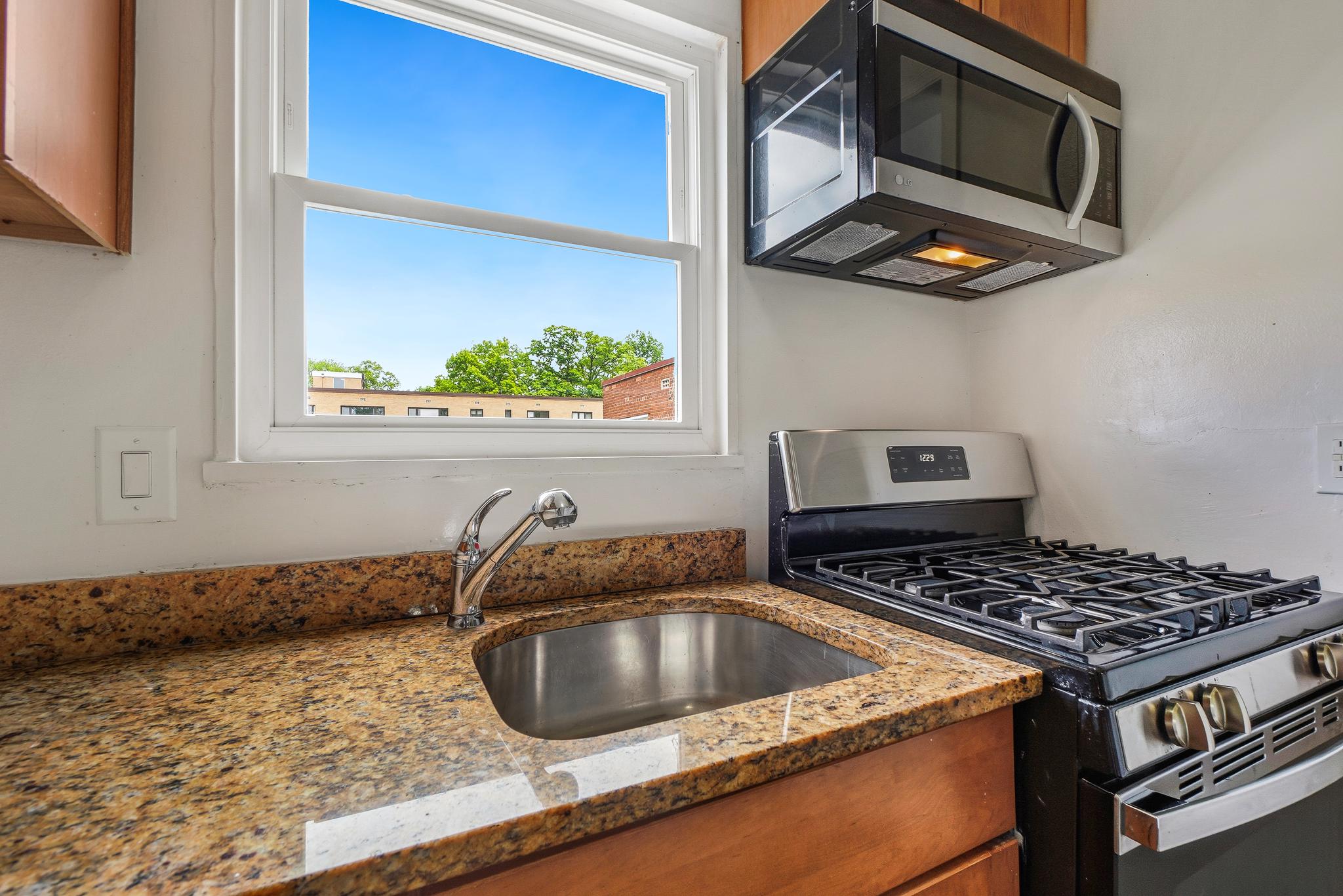 116 LEE AVENUE 501