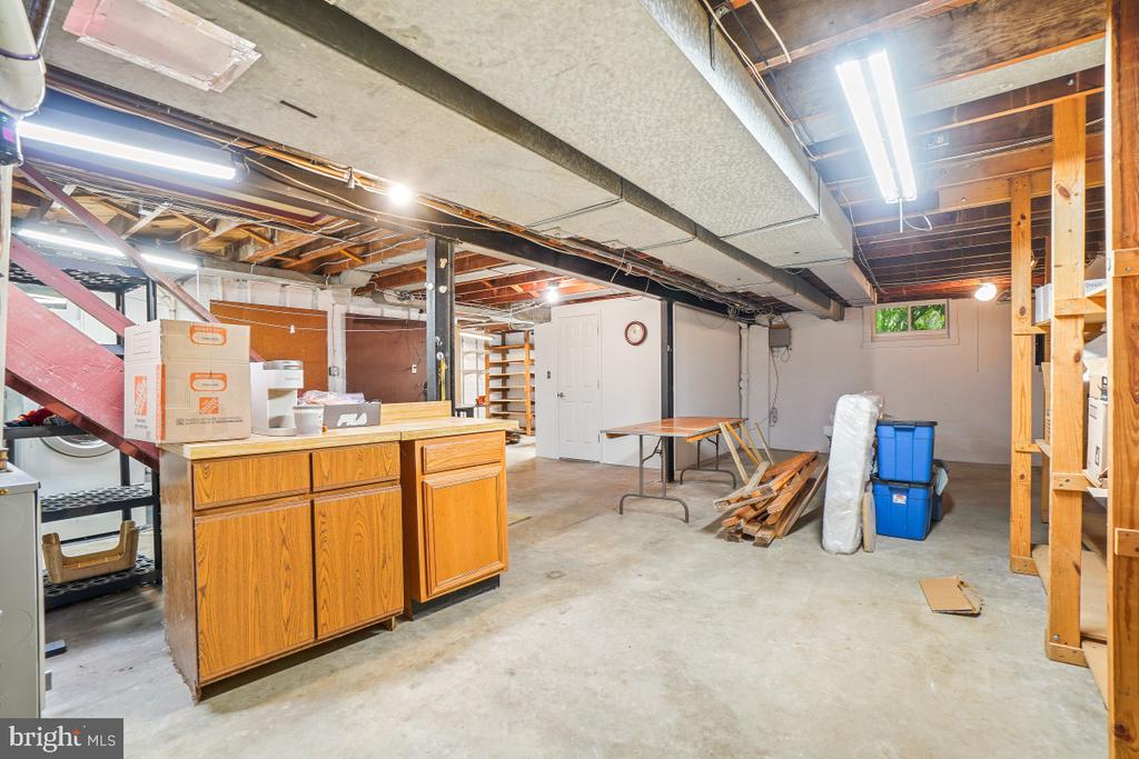 8318 HADDON DRIVE