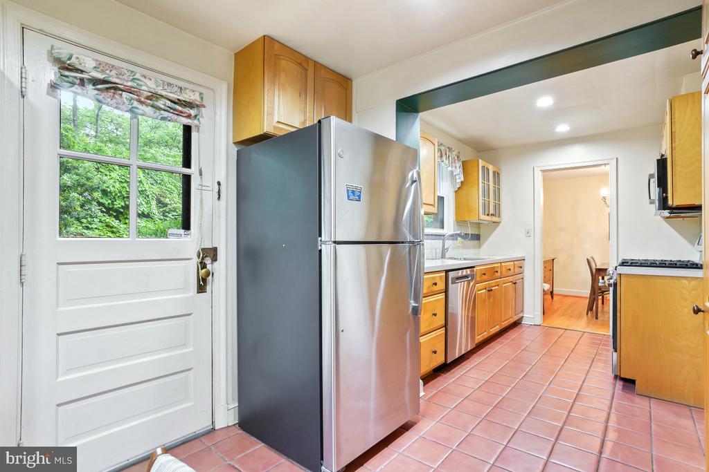 8318 HADDON DRIVE