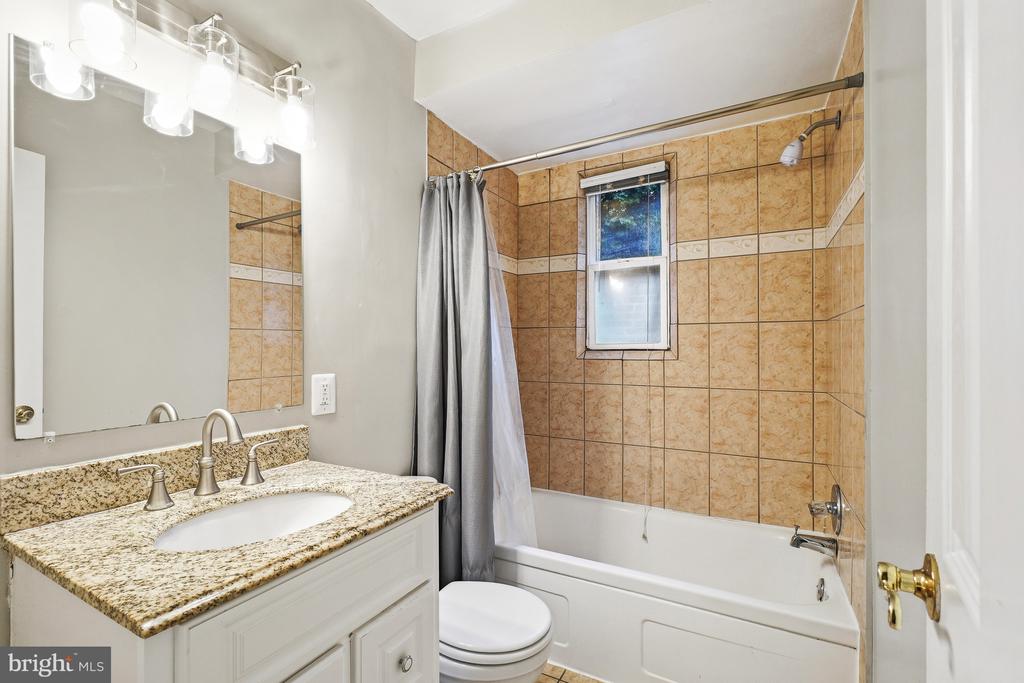 116 LEE AVENUE Unit: 104