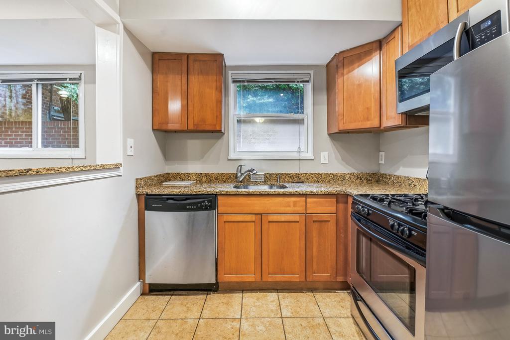 116 LEE AVENUE Unit: 104