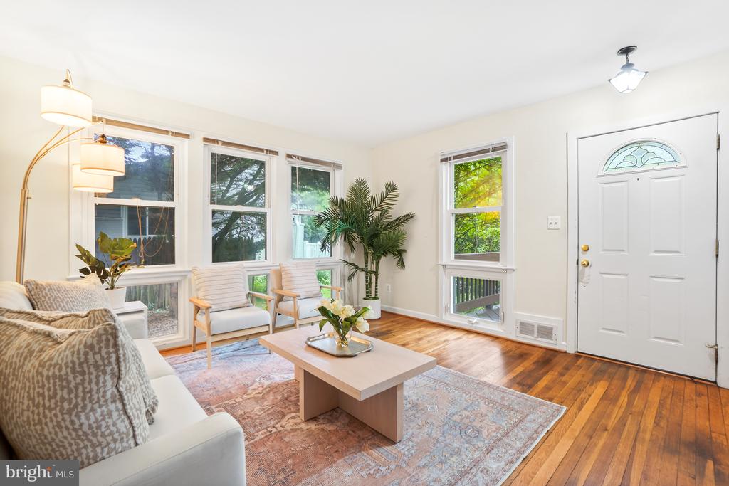 1217 EDMONSTON