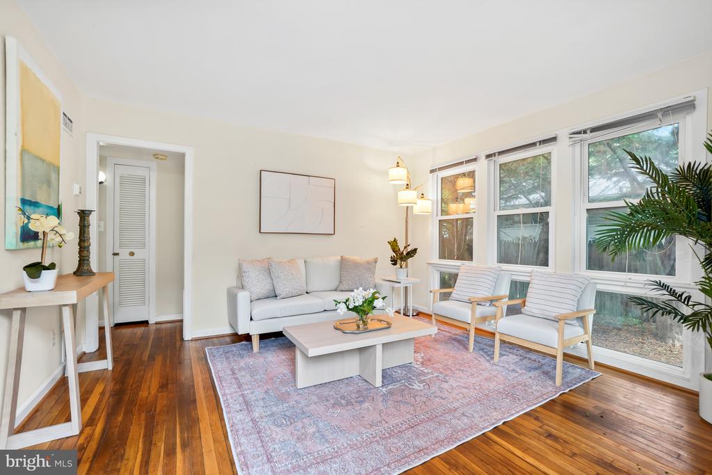 1217 EDMONSTON