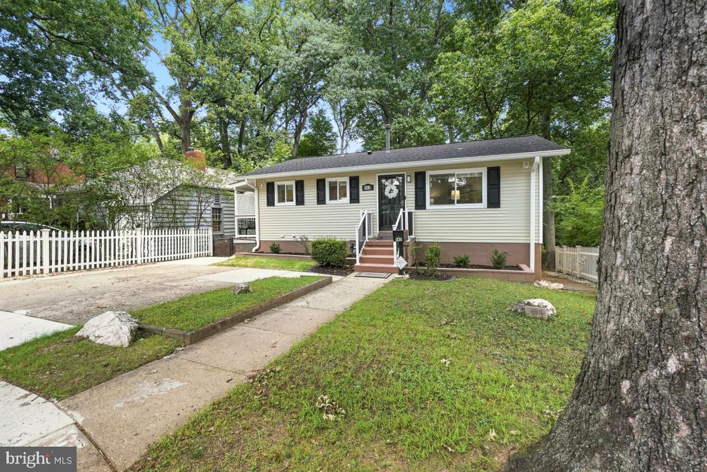 143 RITCHIE AVENUE