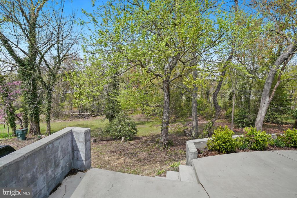 4800 Sharon Rd