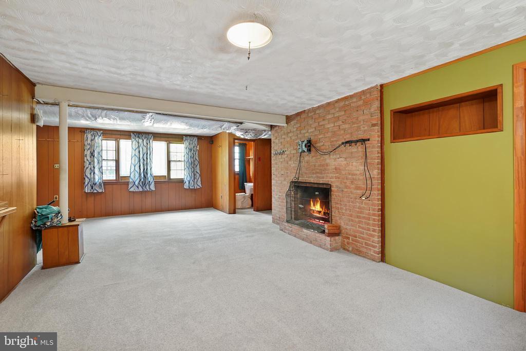 4800 Sharon Rd