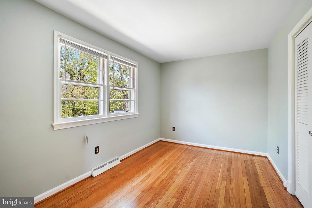 4800 Sharon Rd