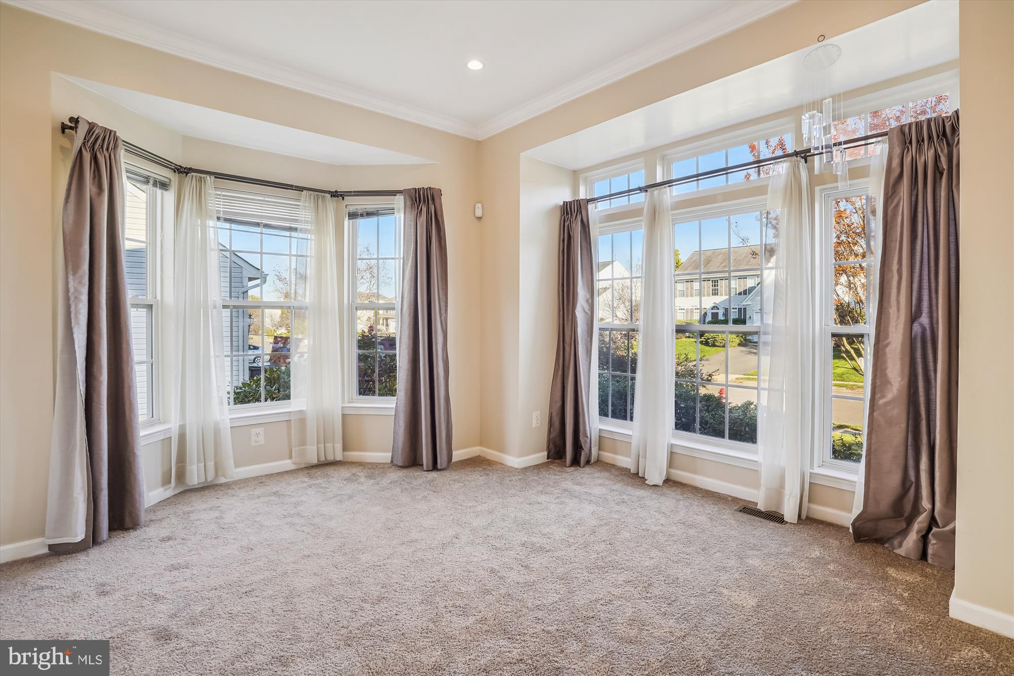 6682 Clarkes Meadow Dr