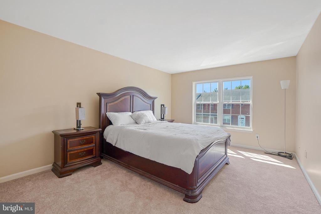 46612 Carriage Ct