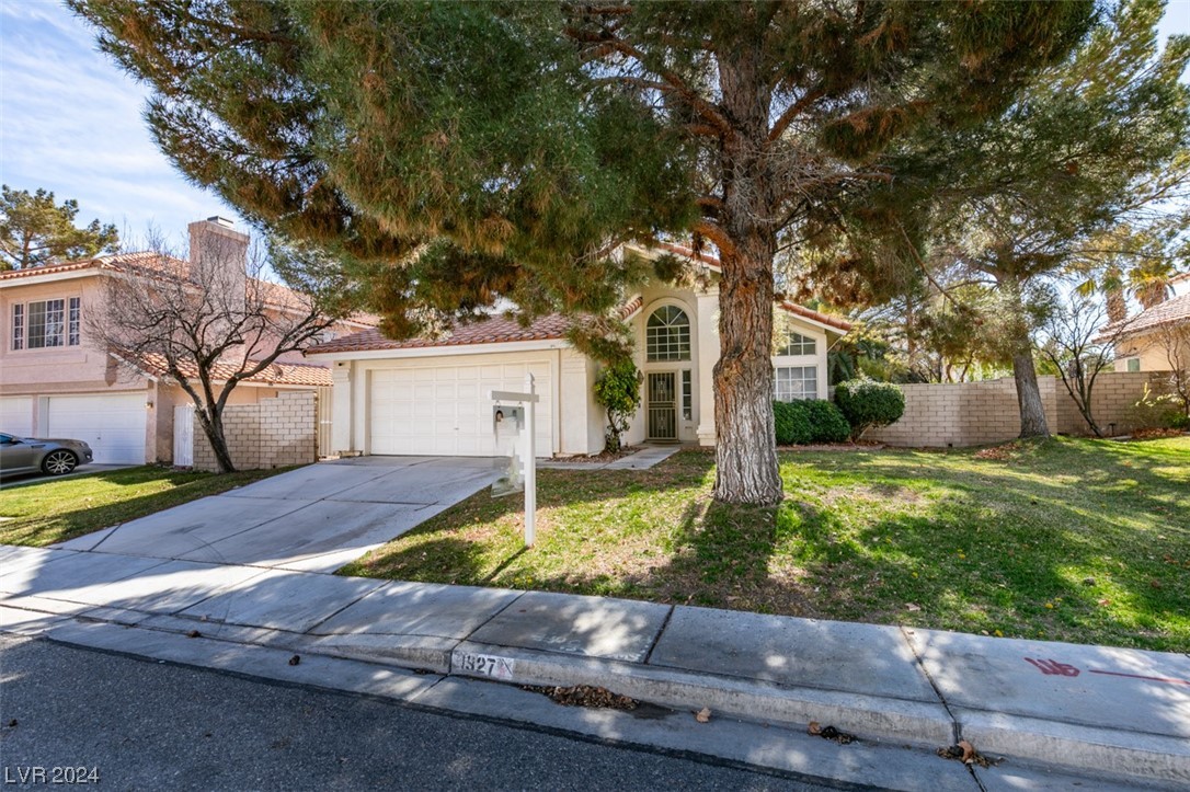 1327 Red Hollow Drive