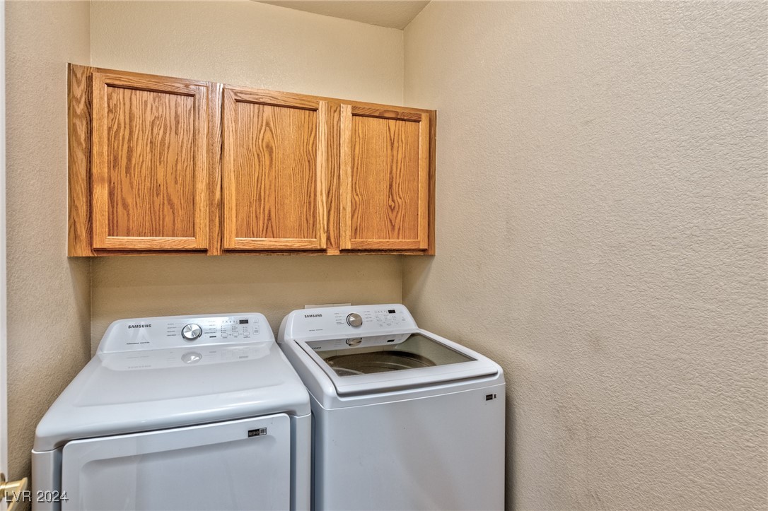 4901 Soaring Springs Avenue