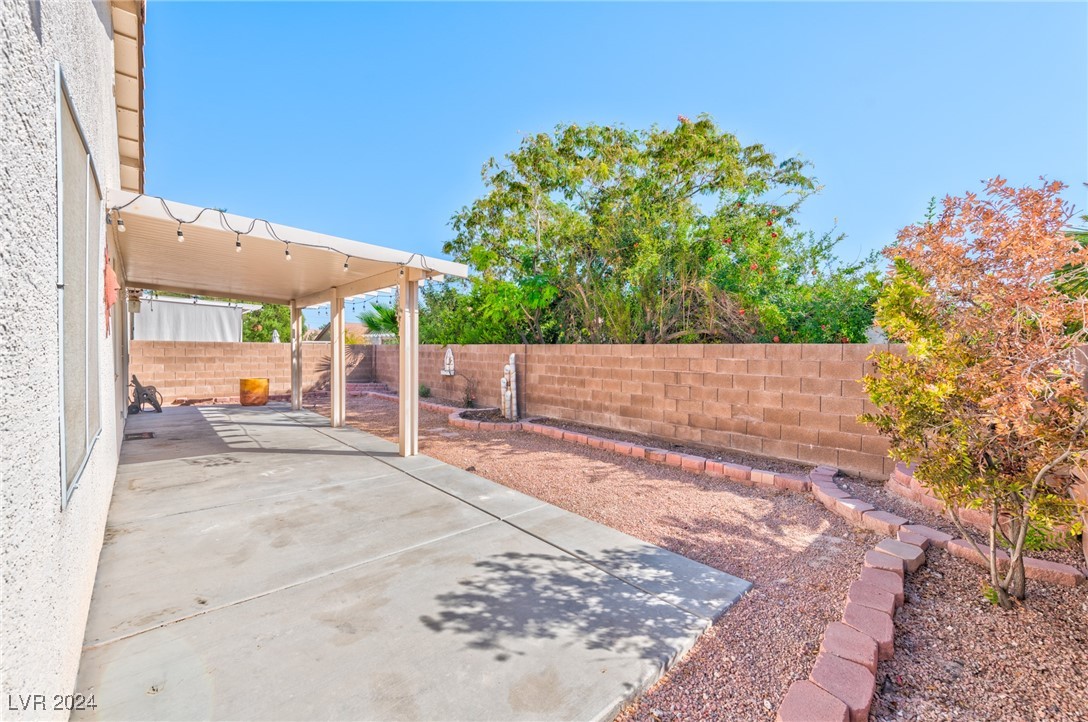 4901 Soaring Springs Avenue