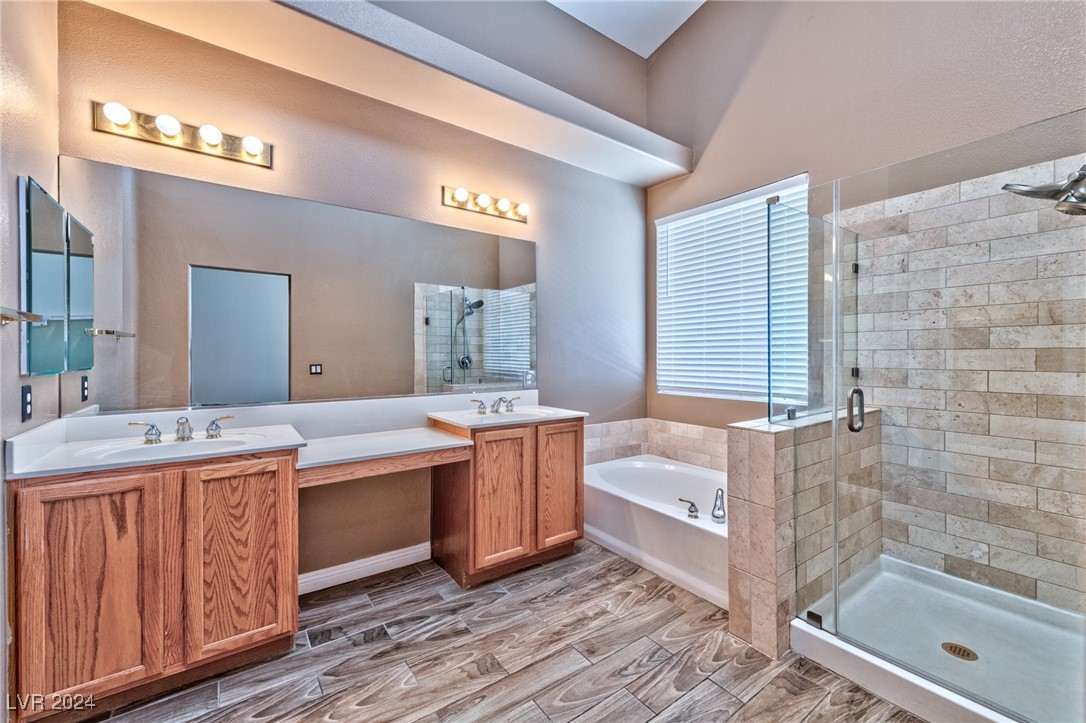 4901 Soaring Springs Avenue