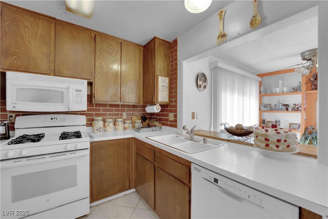 7274 Pinebrook Circle