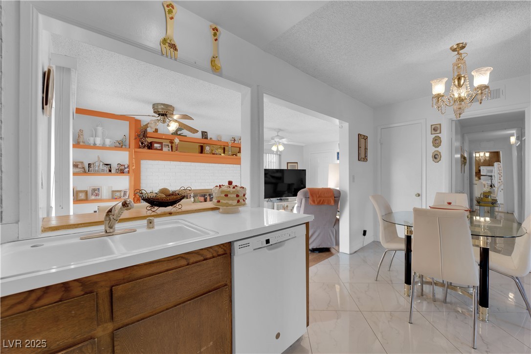 7274 Pinebrook Circle