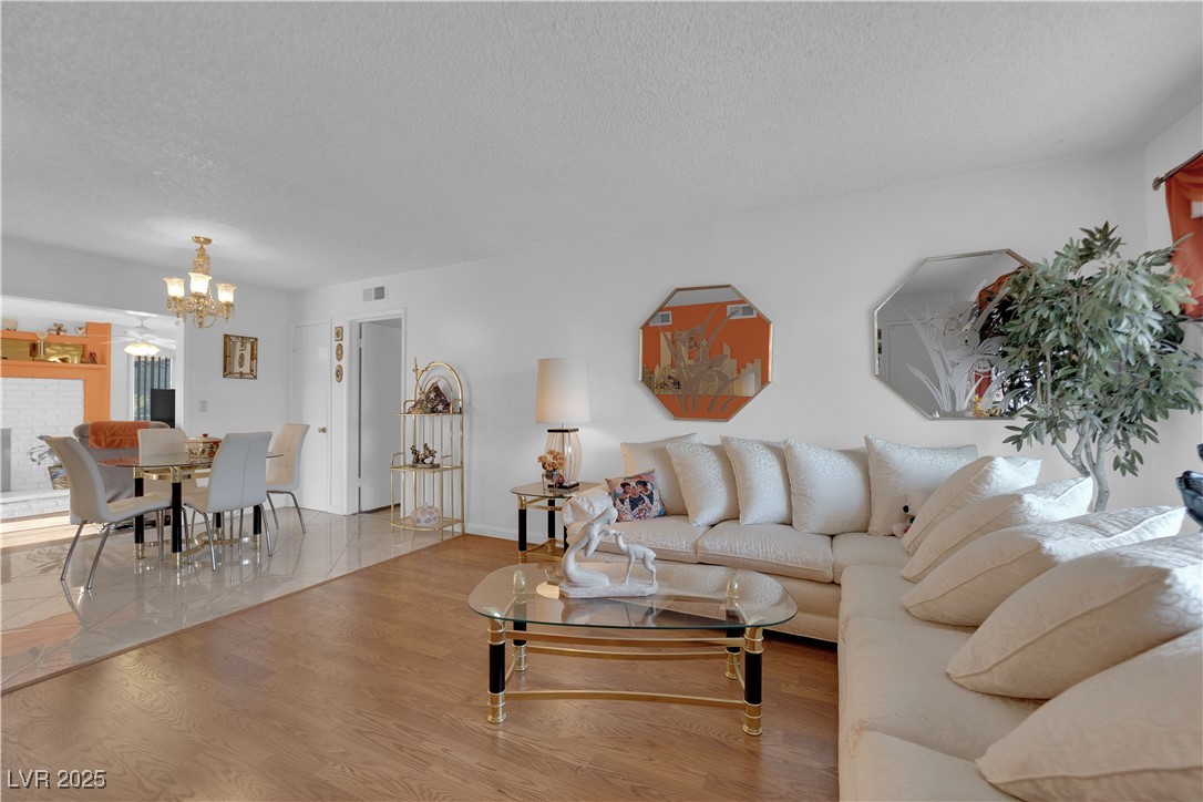 7274 Pinebrook Circle