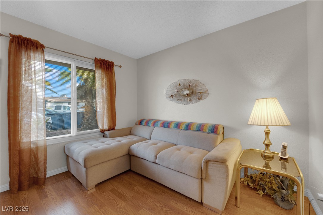 7274 Pinebrook Circle