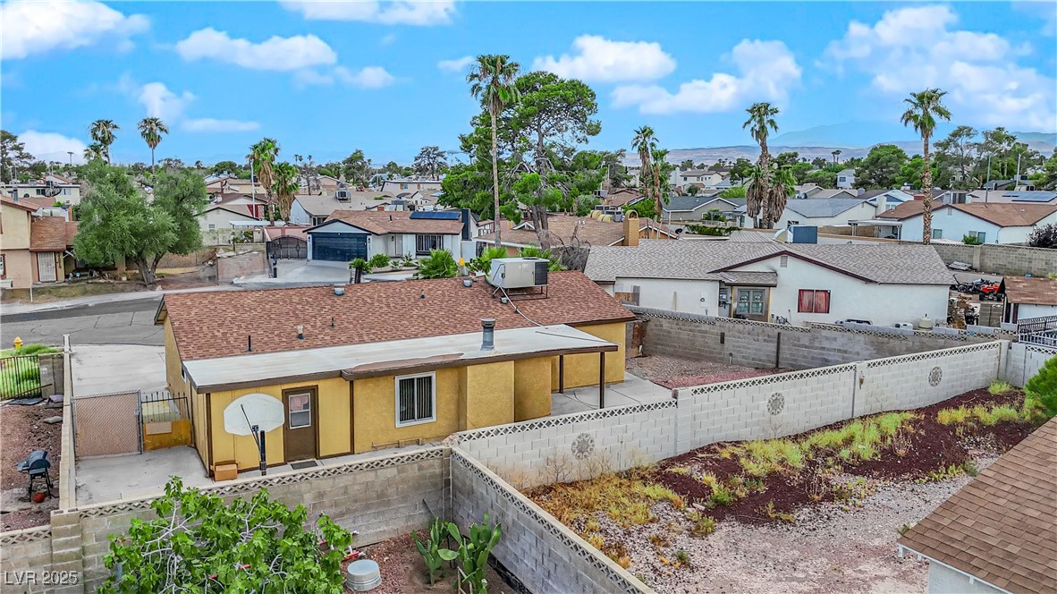 7274 Pinebrook Circle