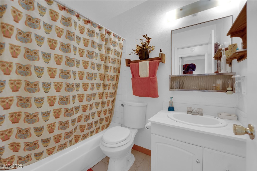 7274 Pinebrook Circle