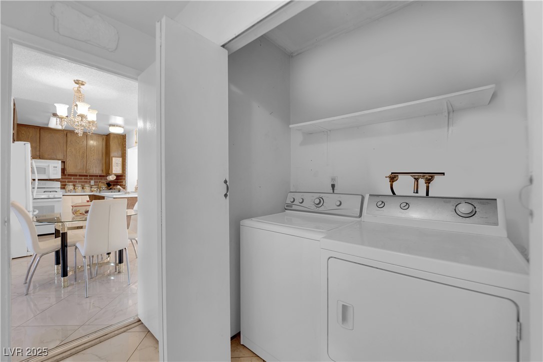 7274 Pinebrook Circle