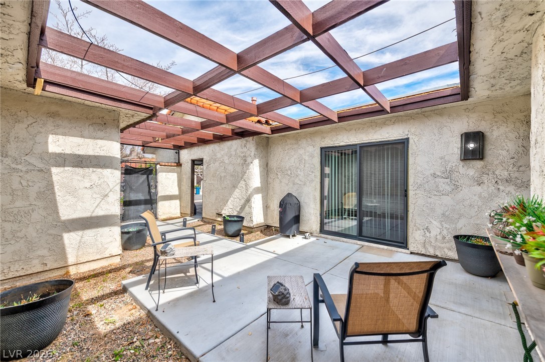 2461 El Paseo Circle