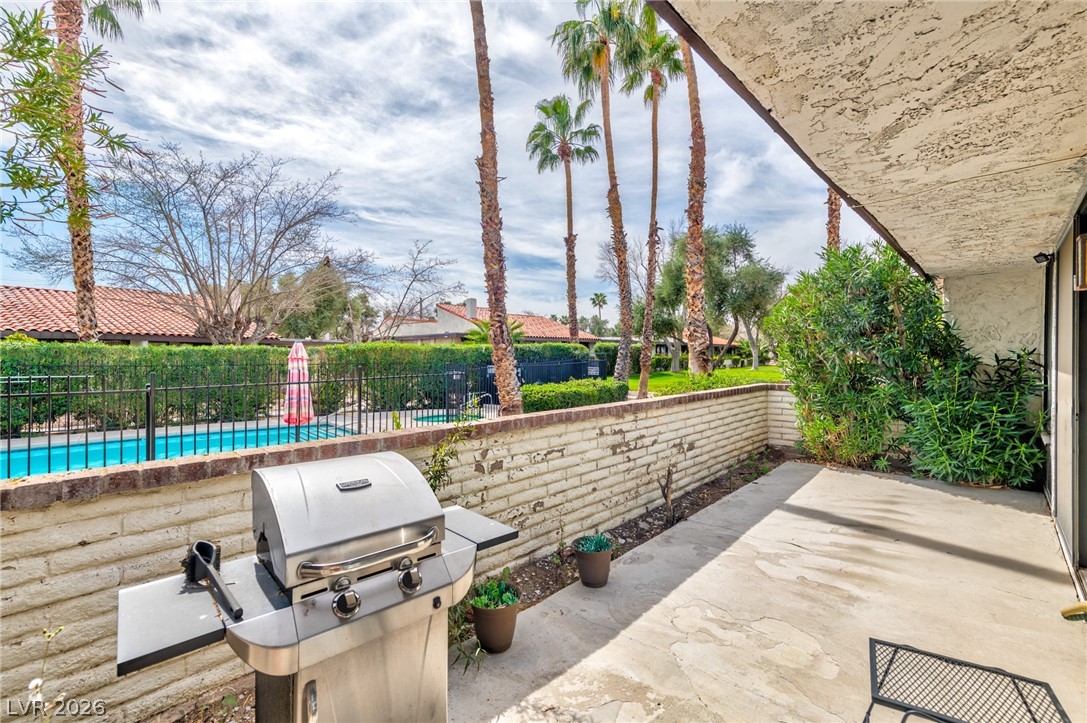 2461 El Paseo Circle