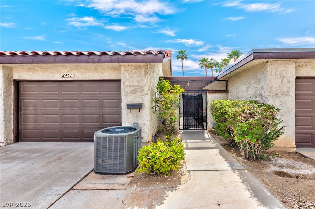 2461 El Paseo Circle