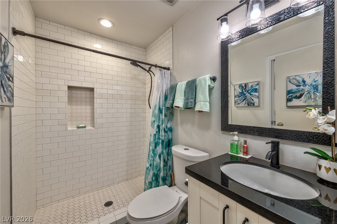 2461 El Paseo Circle