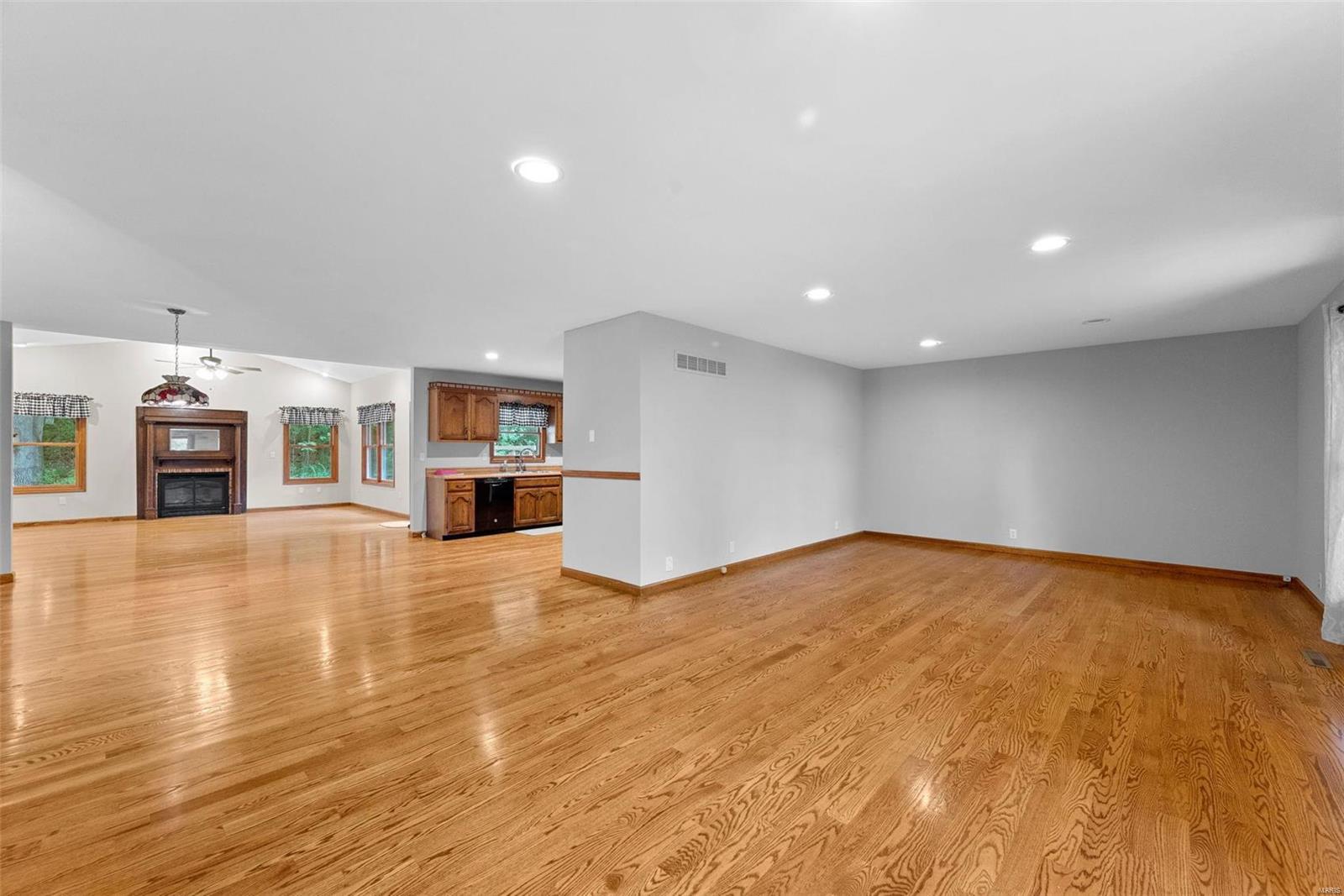 152 White Oak Estates Drive