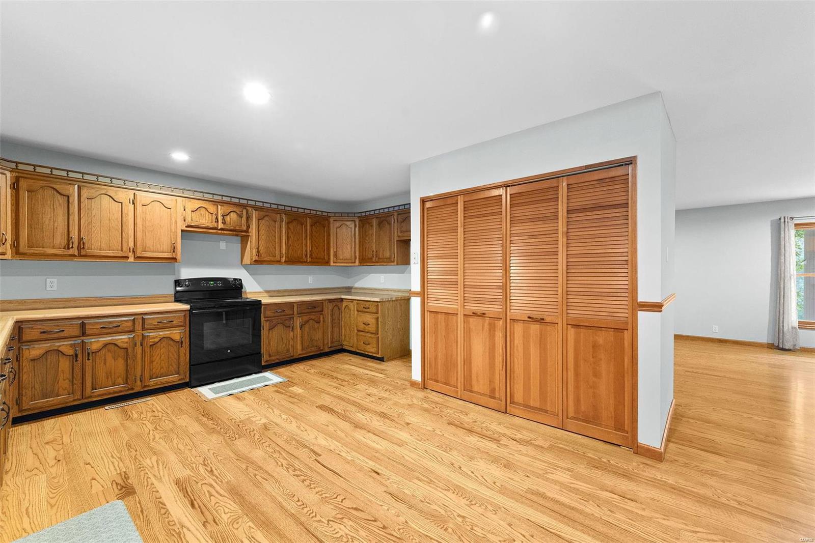 152 White Oak Estates Drive