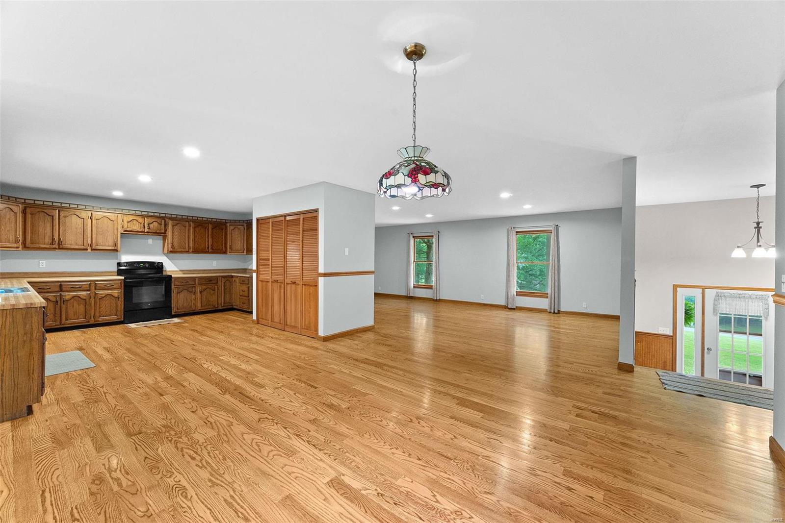 152 White Oak Estates Drive