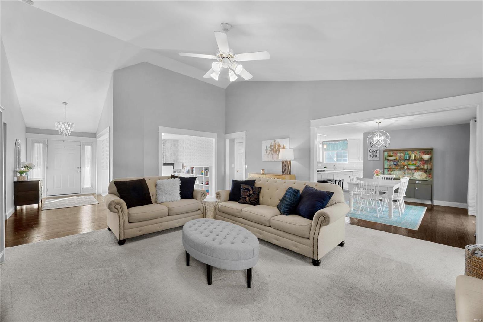 929 Squirrels Nest Court