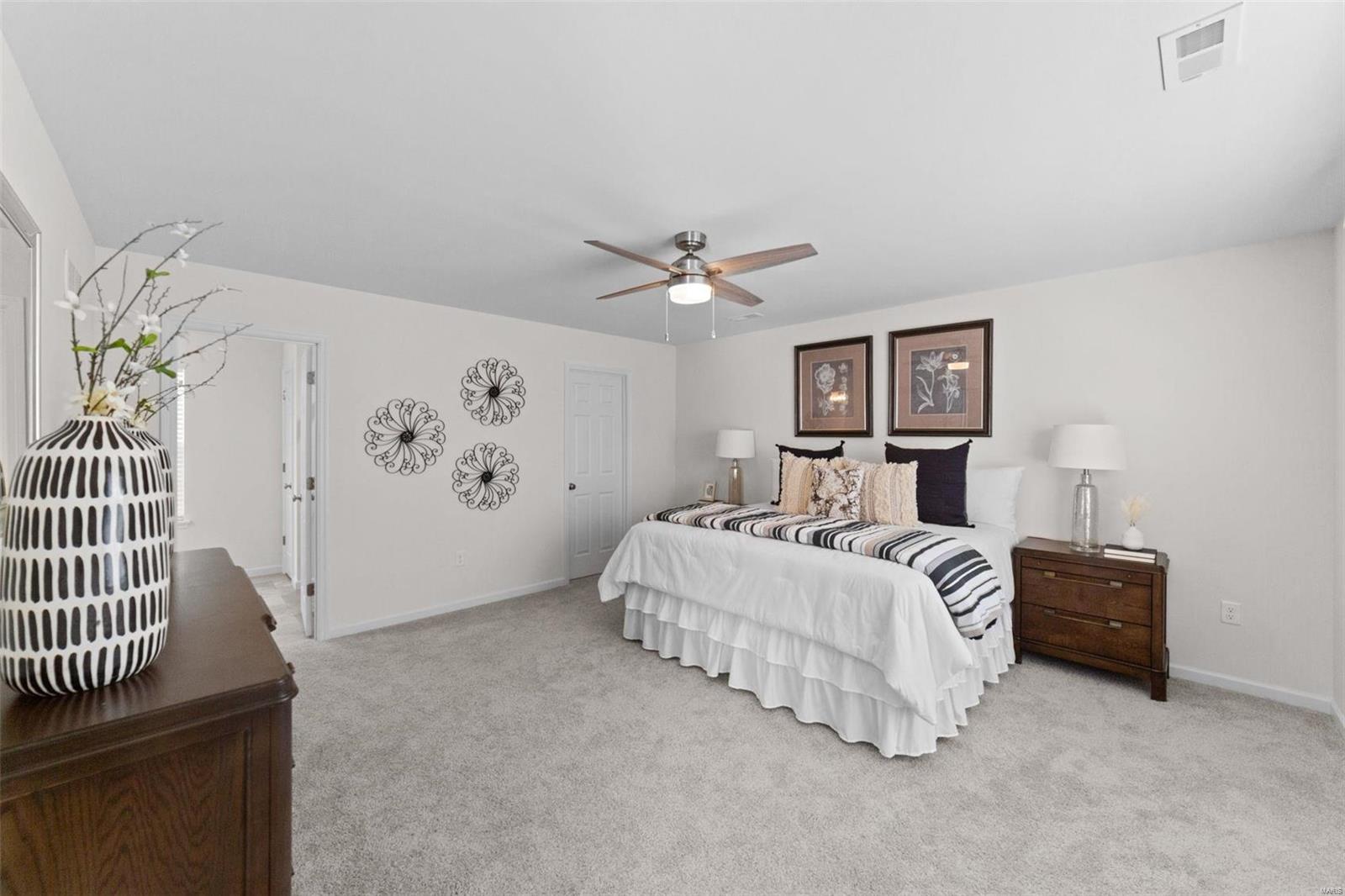 106 Dark Horse Court