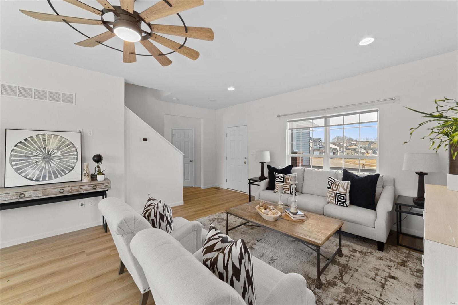 106 Dark Horse Court