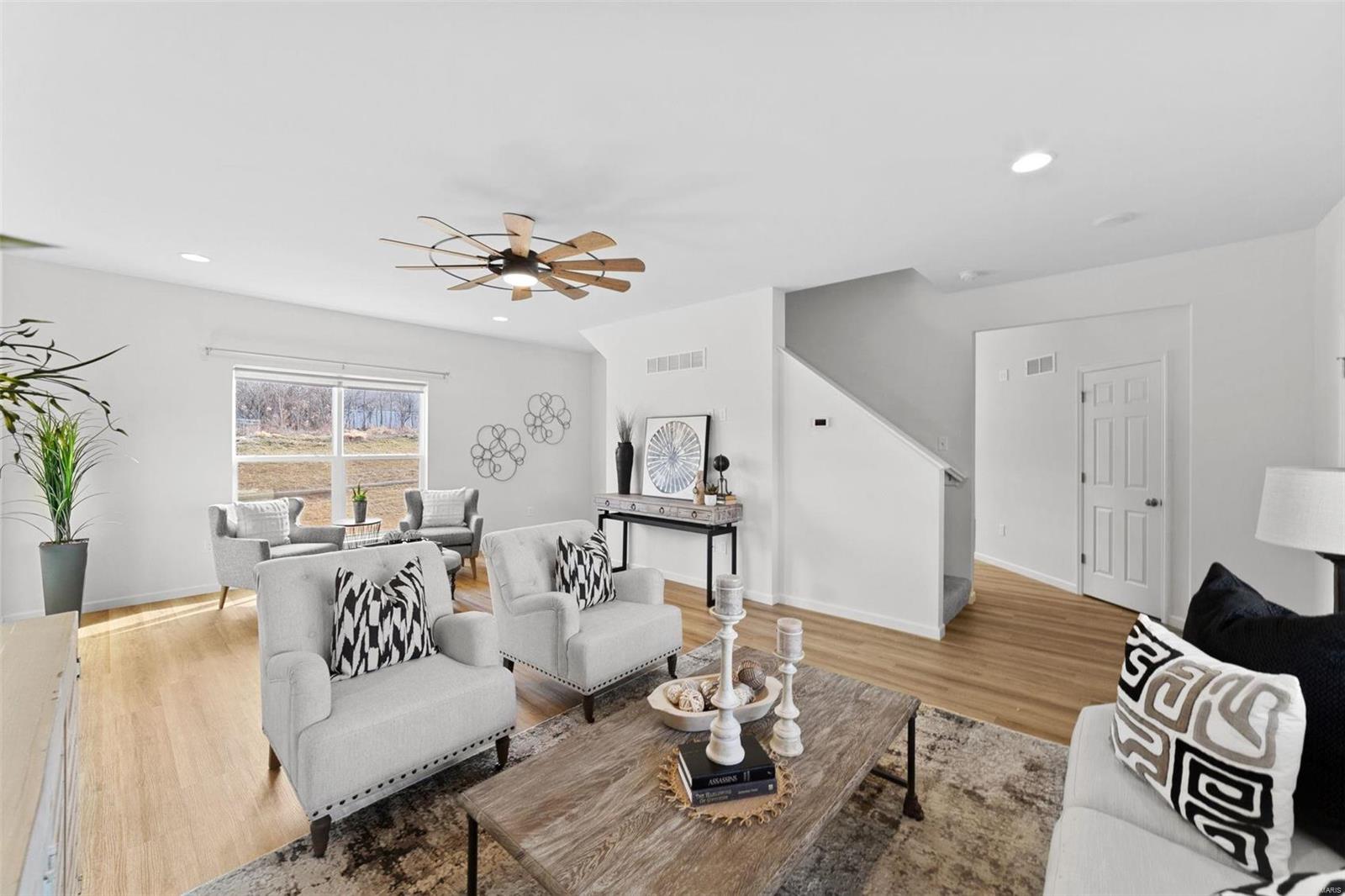 106 Dark Horse Court