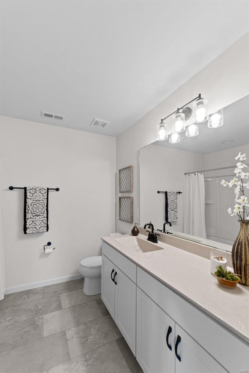 106 Dark Horse Court