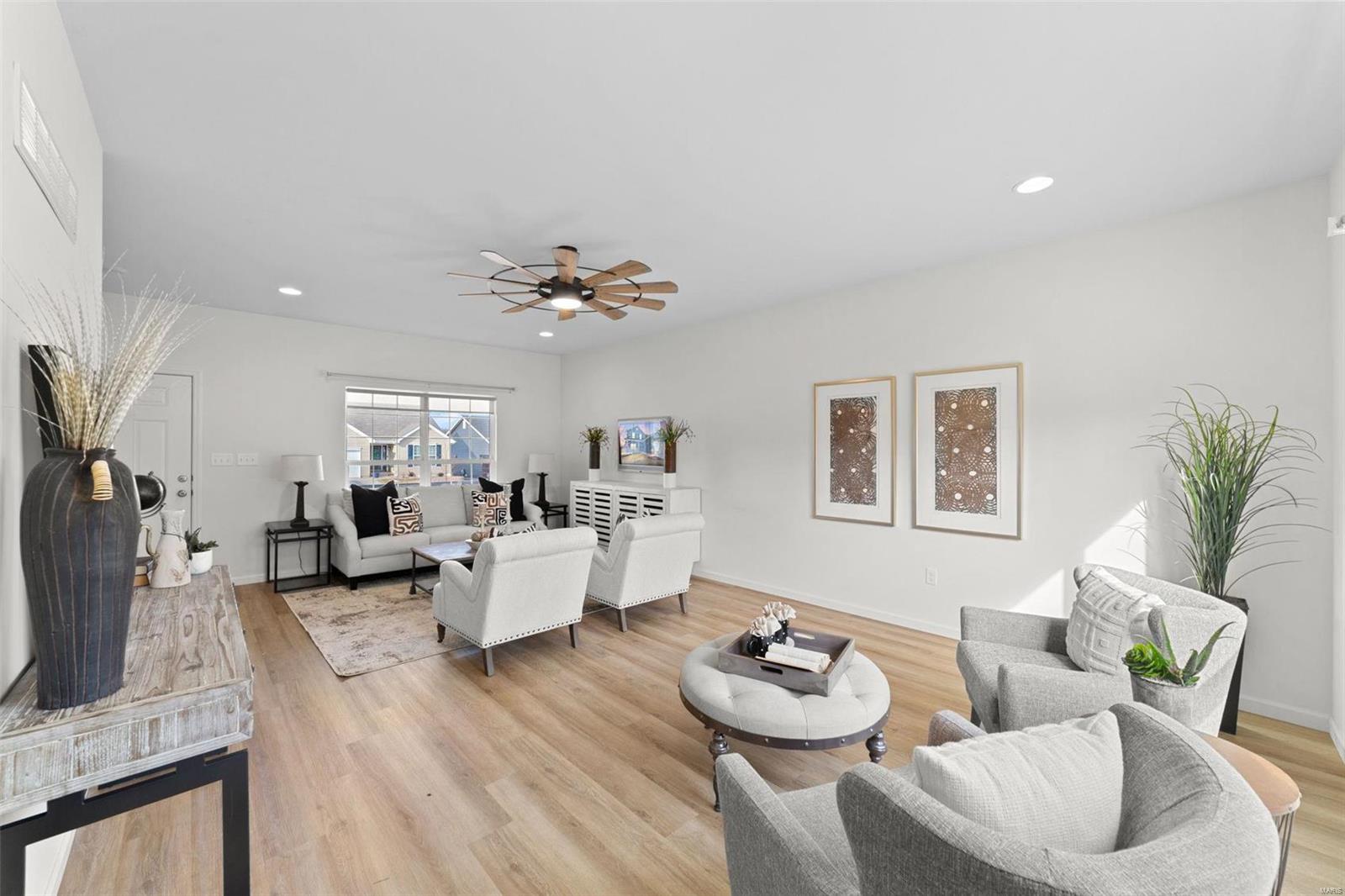 106 Dark Horse Court