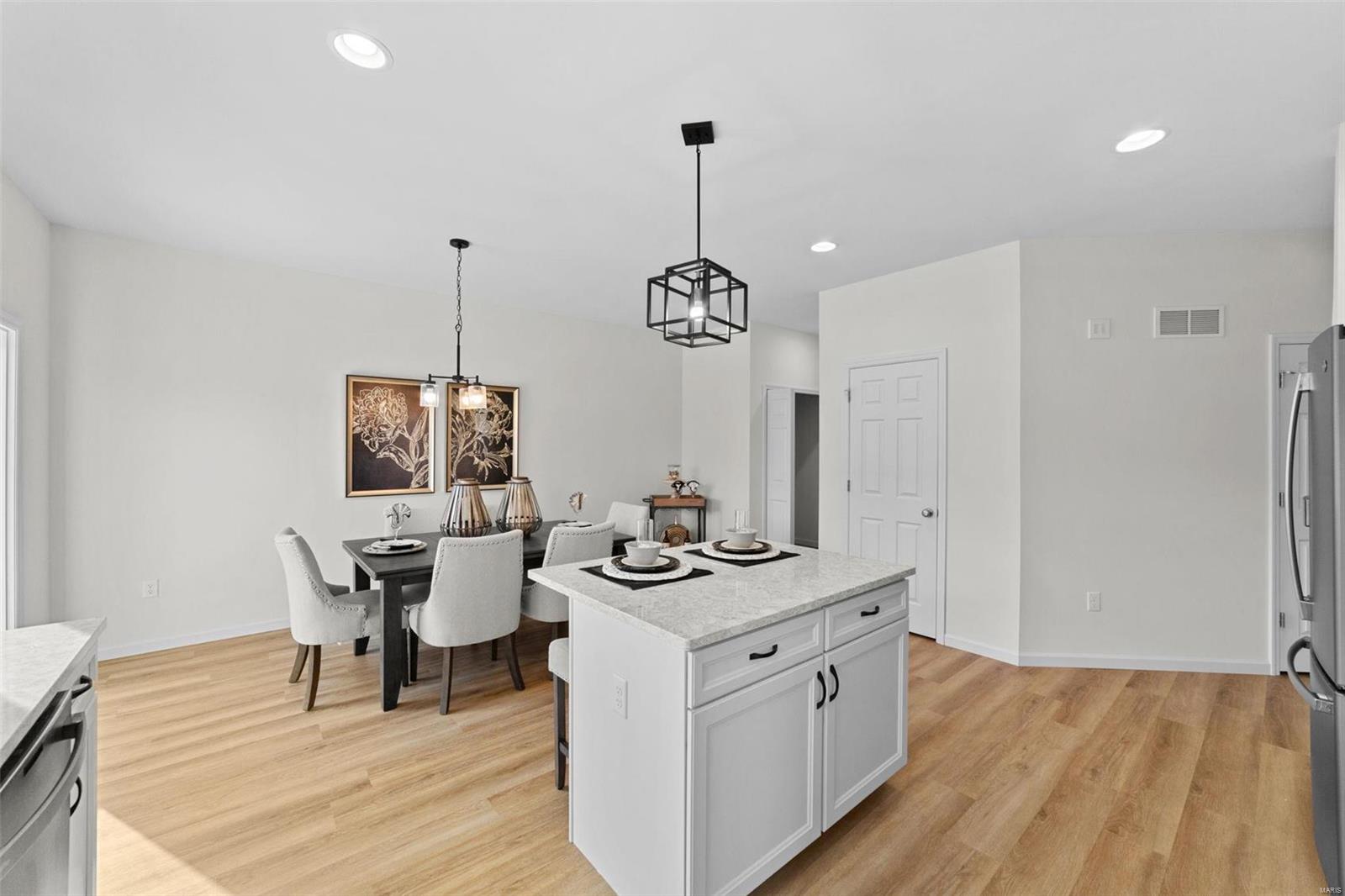 106 Dark Horse Court