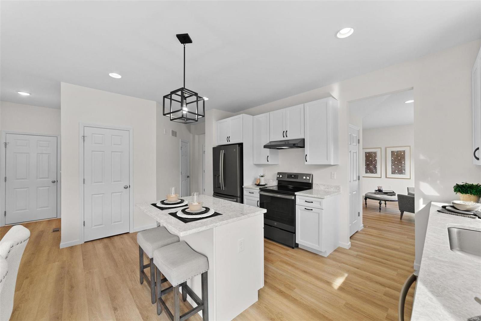 106 Dark Horse Court