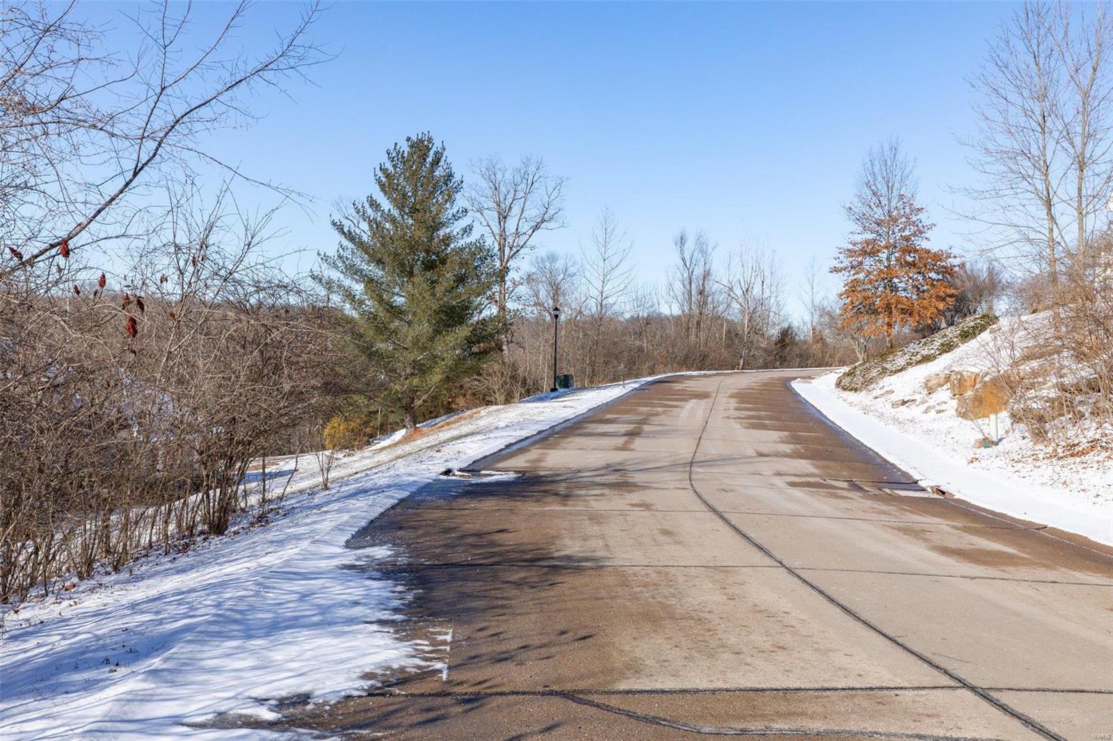 2609 Forest Glen Drive