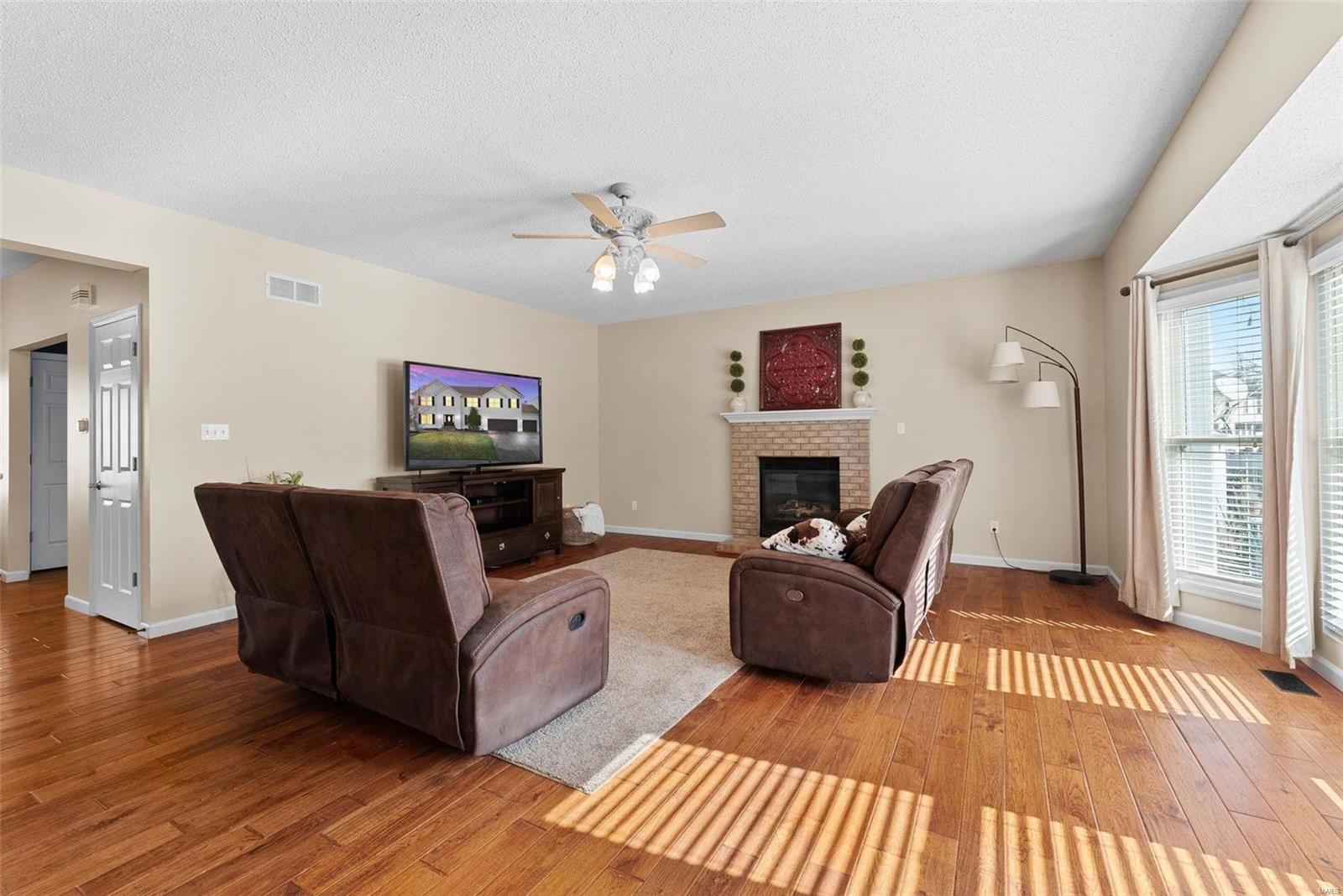 1422 Devonshire County Drive