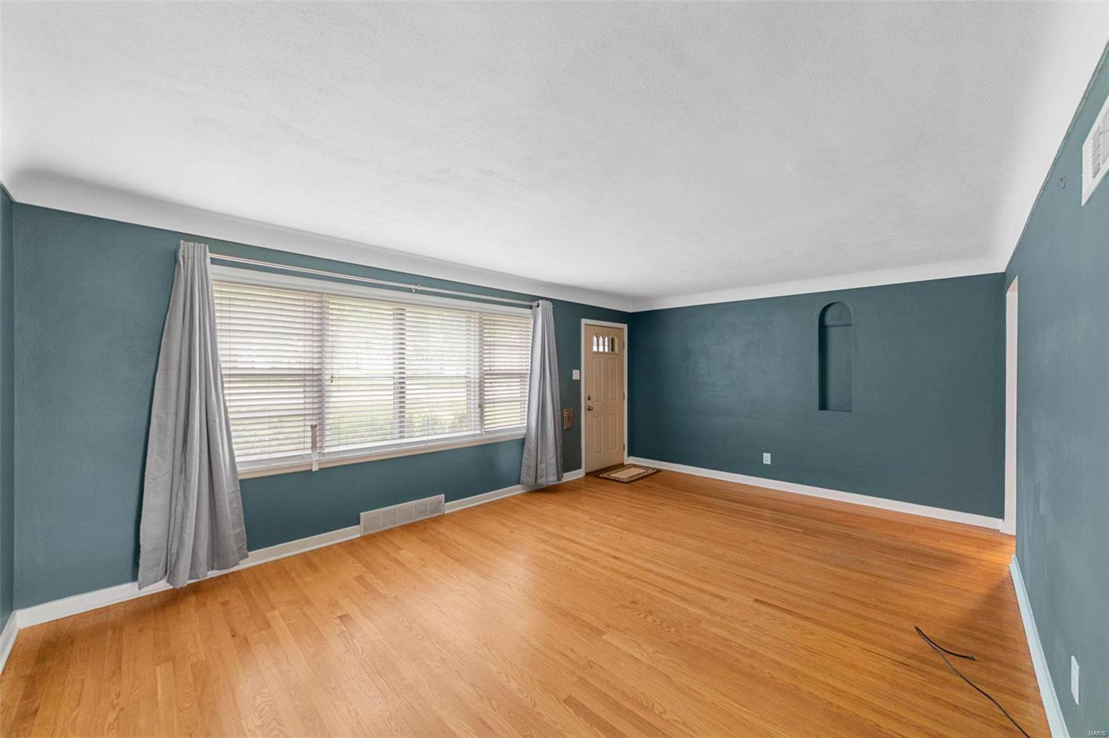 1804 S New Florissant Road