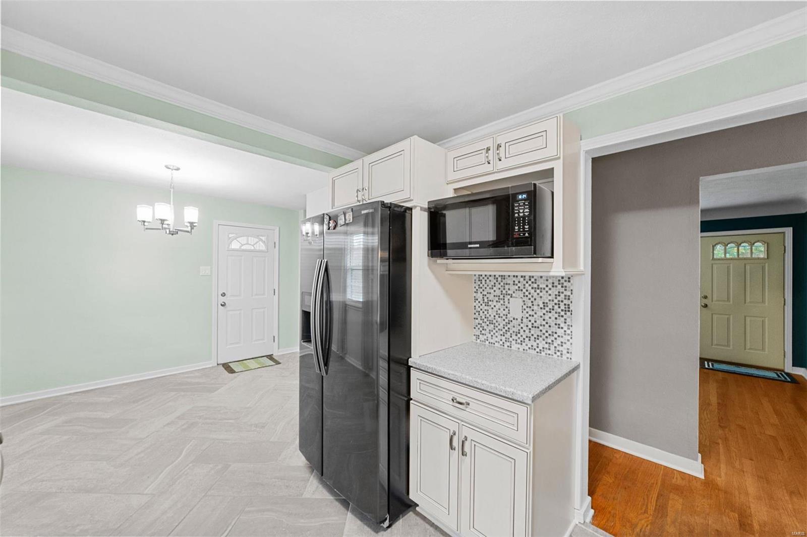 1804 S New Florissant Road