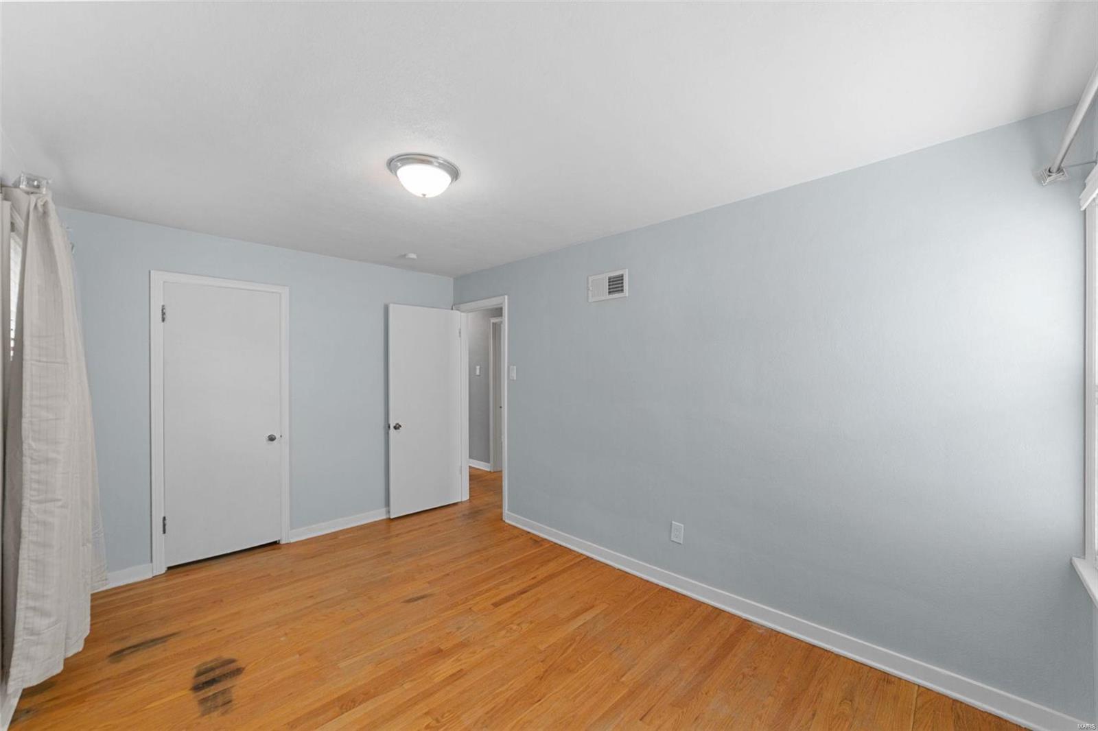 1804 S New Florissant Road