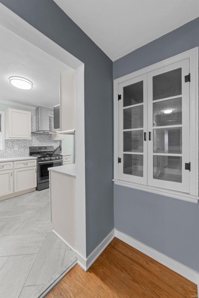 1804 S New Florissant Road